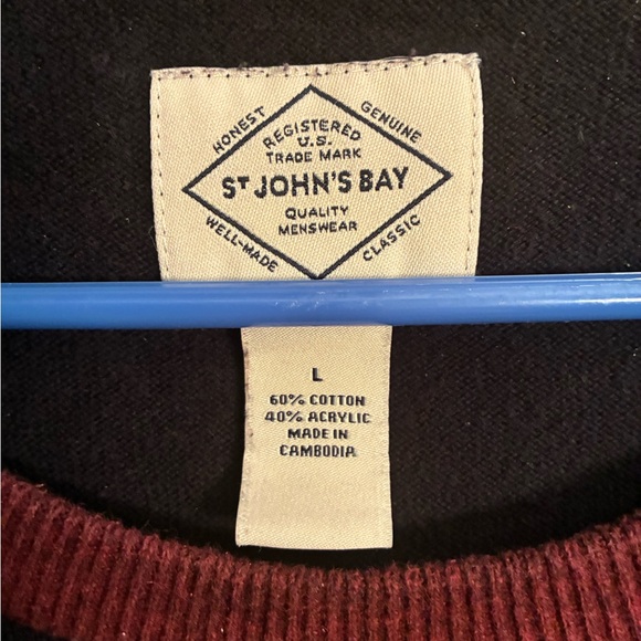 St. John's Bay Men's Burgundy and Black Sweatshirt - Picture 3 of 3